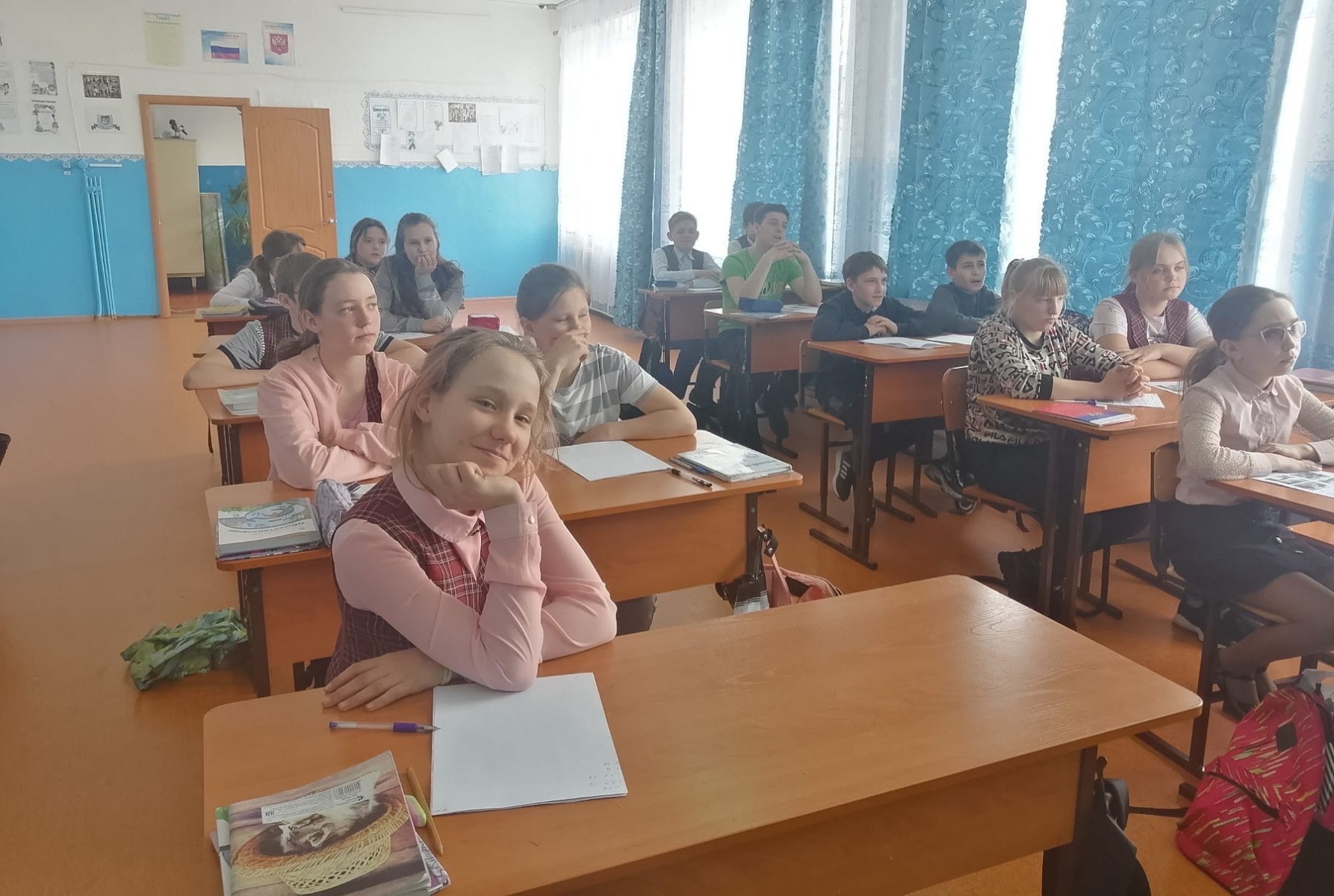 Начальник Госавтоинспекции провел беседы по безопасности дорожного движения в школе Боготольского района
